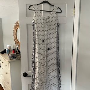 Vineyard vines beach coverup